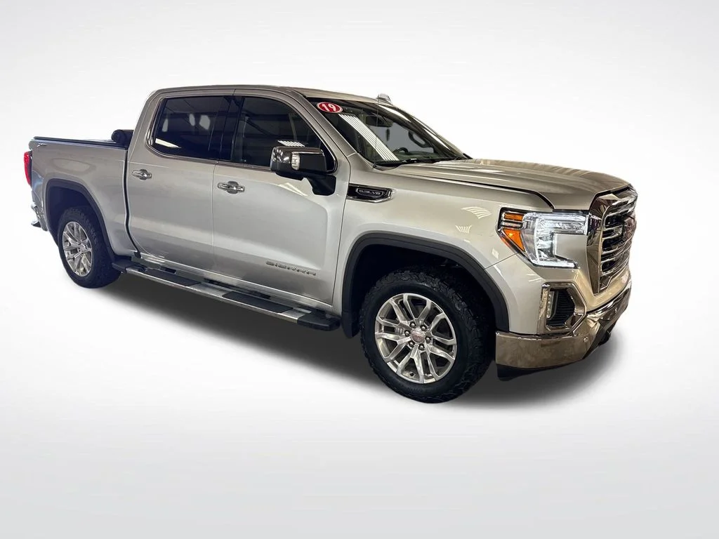 Used 2019 Silver GMC SLT image 8