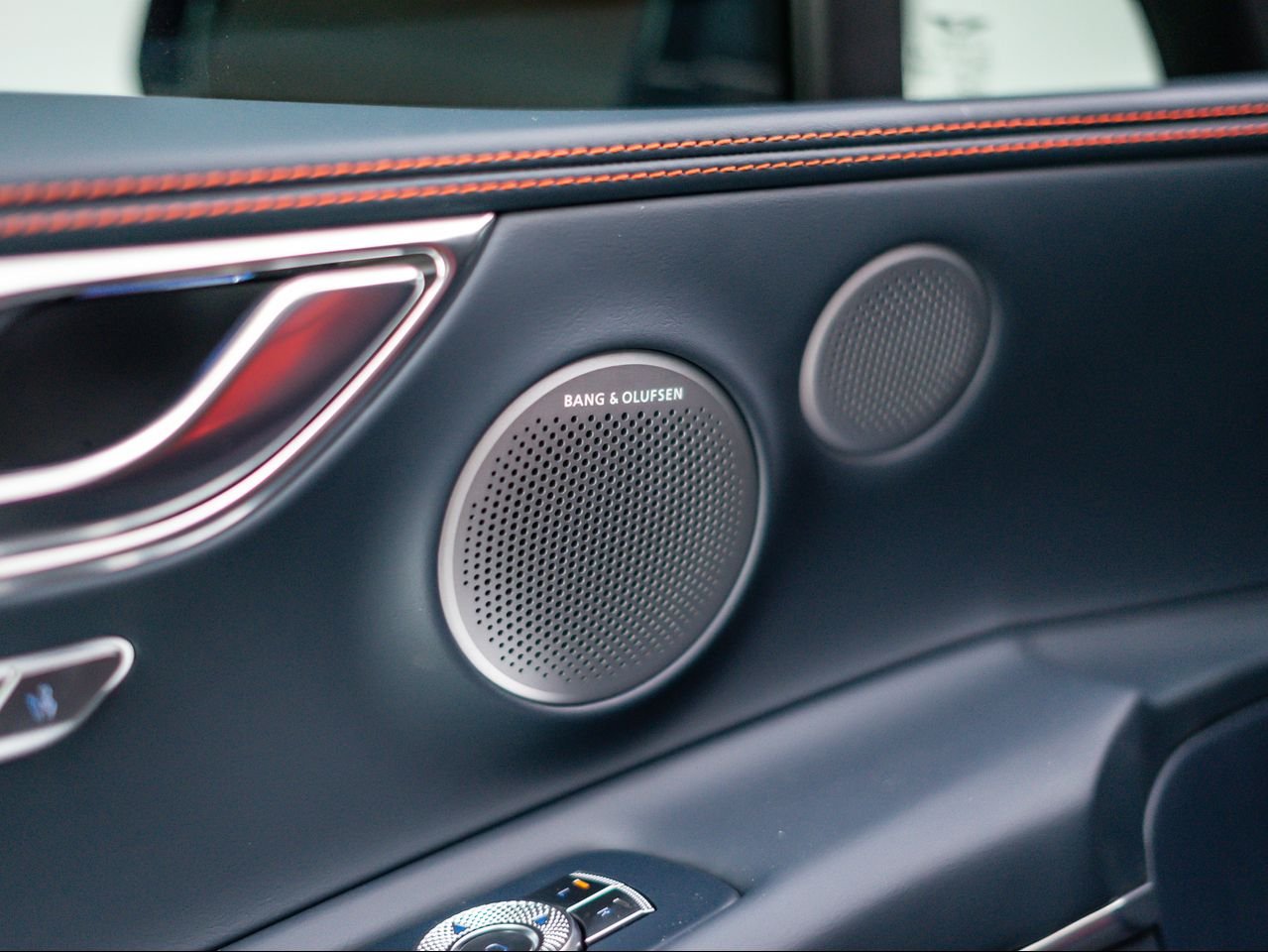 New 2026 Capri Blue Genesis 3.5T E-SC MHEV image 33