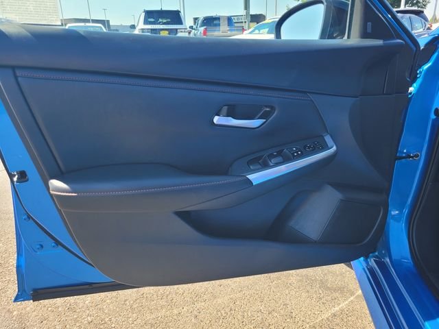 Used 2025 Blue Nissan SR image 18
