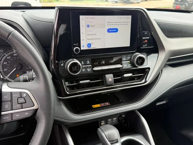 Certified Used 2026  Toyota XLE image 19