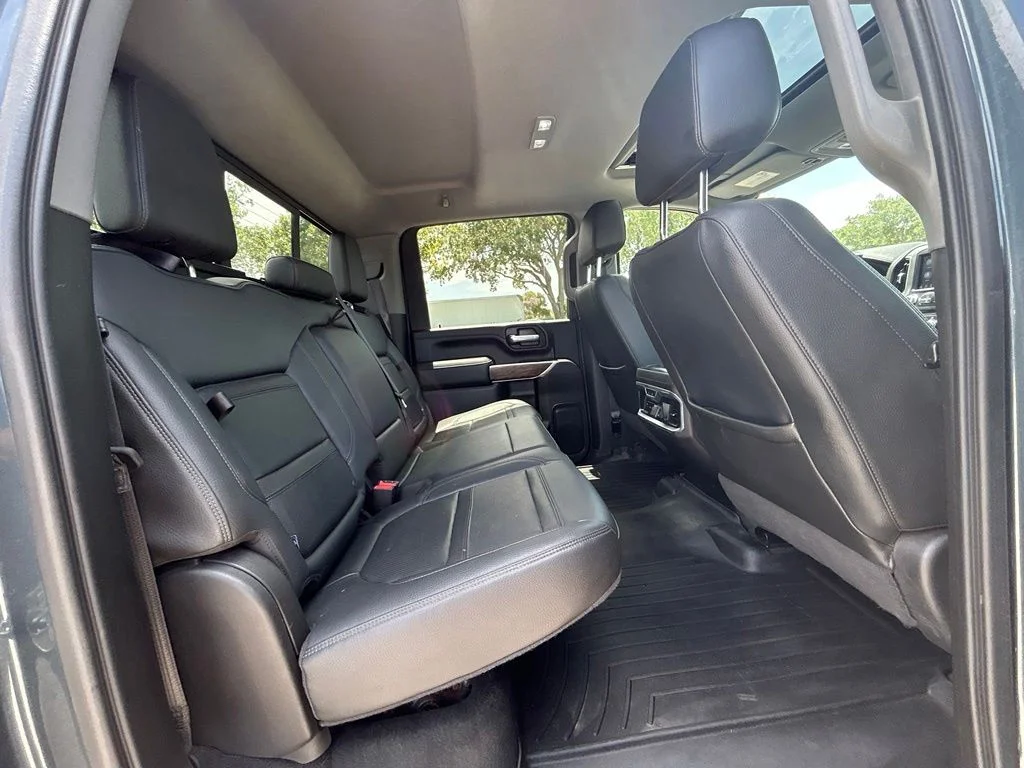 Used 2020 Dark Sky Metallic GMC Denali image 31