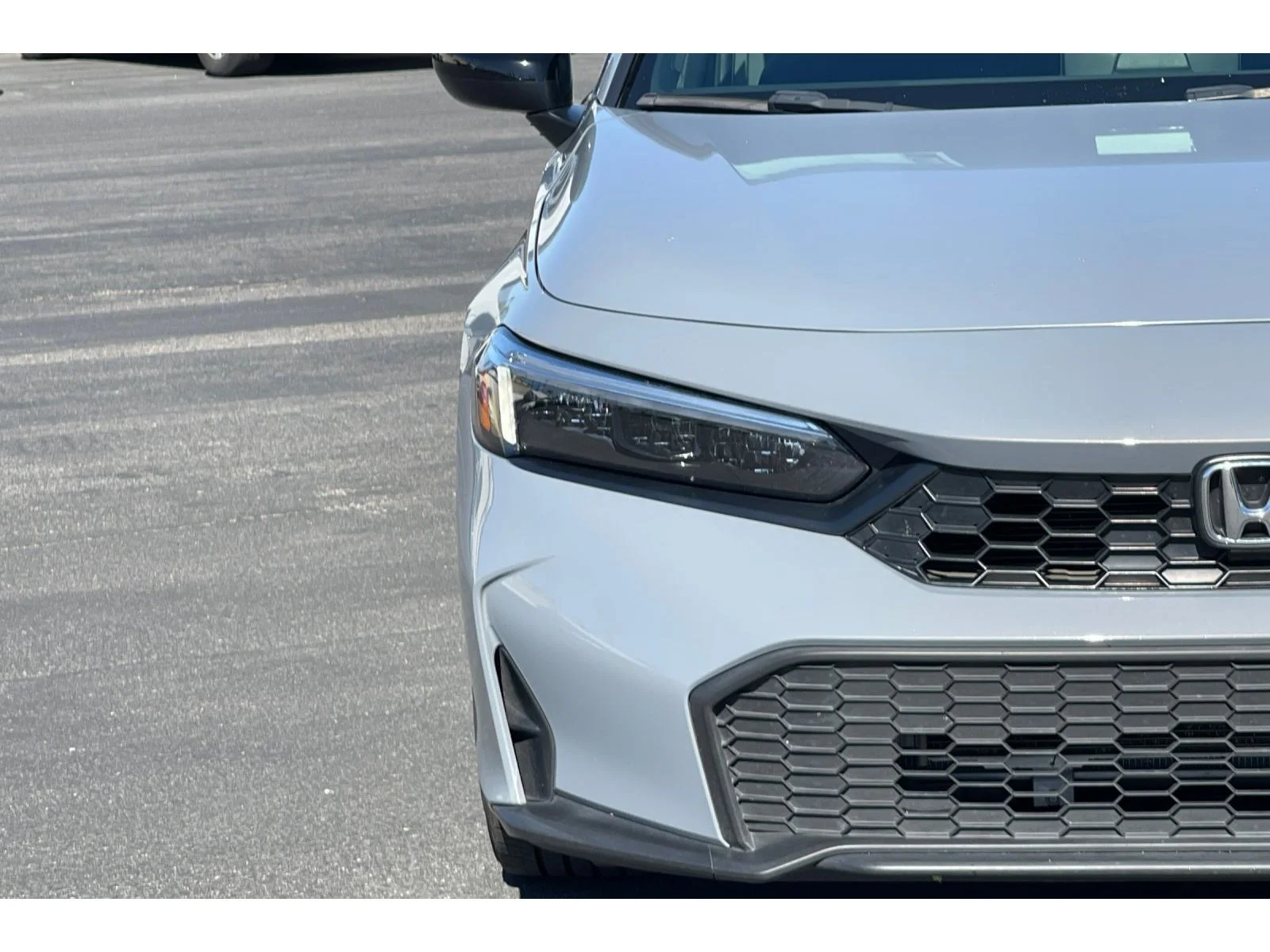 Used 2025 Urban Gray Pearl Honda Sport image 18