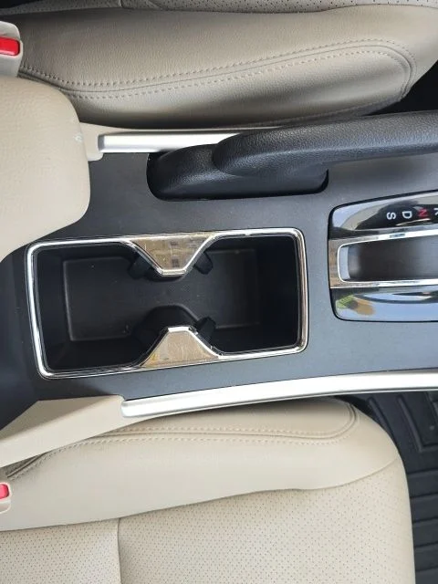 Used 2014 White Honda EX-L image 17
