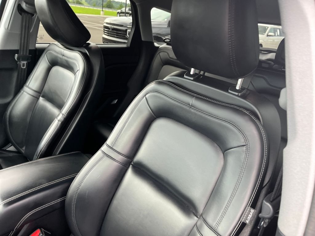 Used 2022 Brown Lincoln Standard image 12