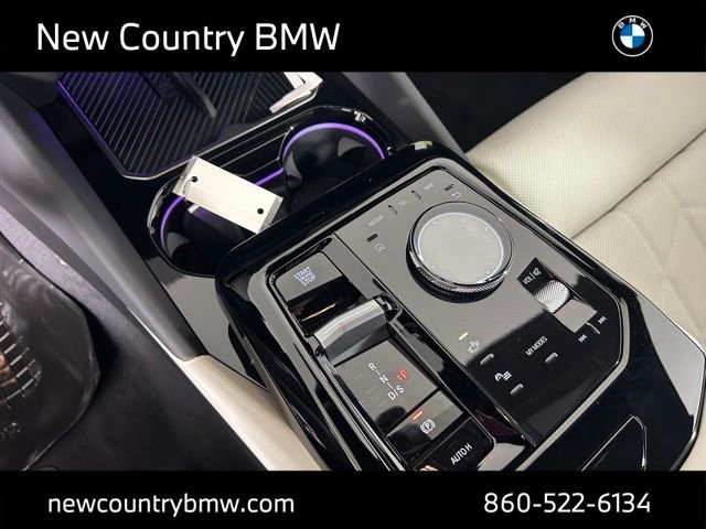 New 2027 Black Sapphire Metallic BMW 550e xDrive image 23