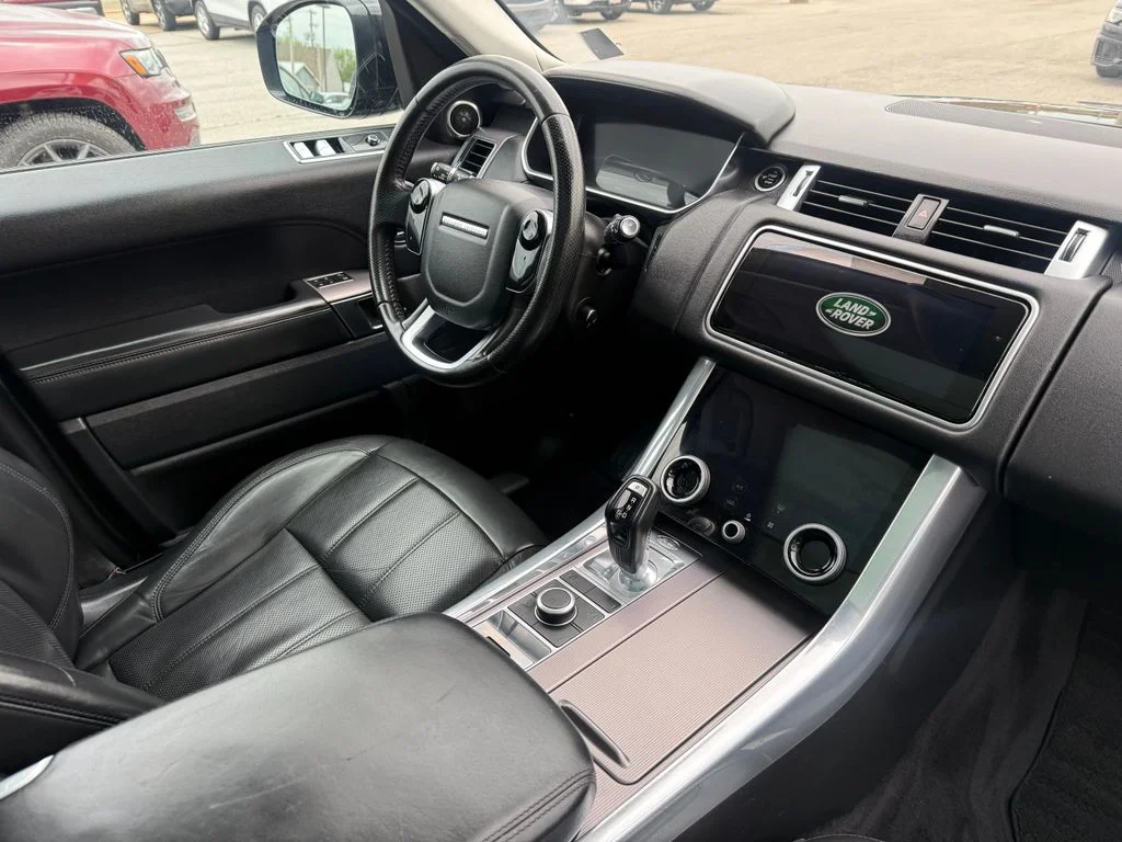 Used 2020 Black Land Rover HSE image 13