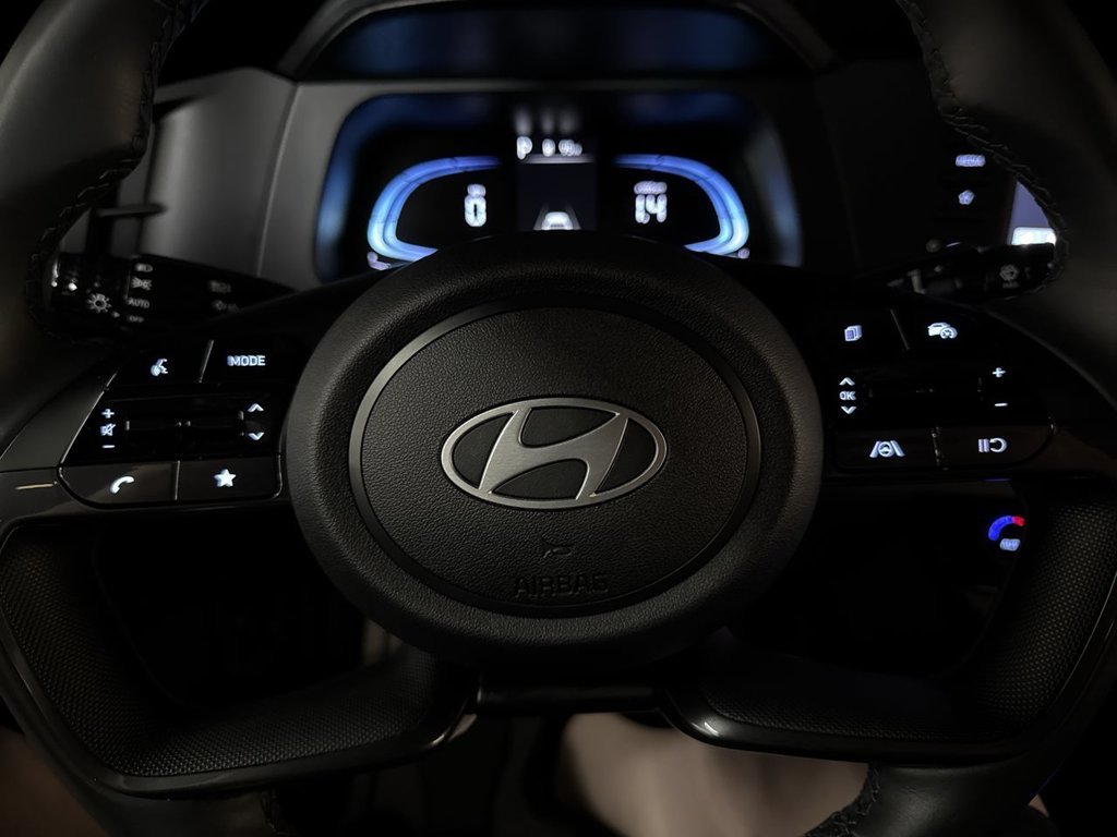 Used 2025 Abyss Black Hyundai SEL Sport image 20