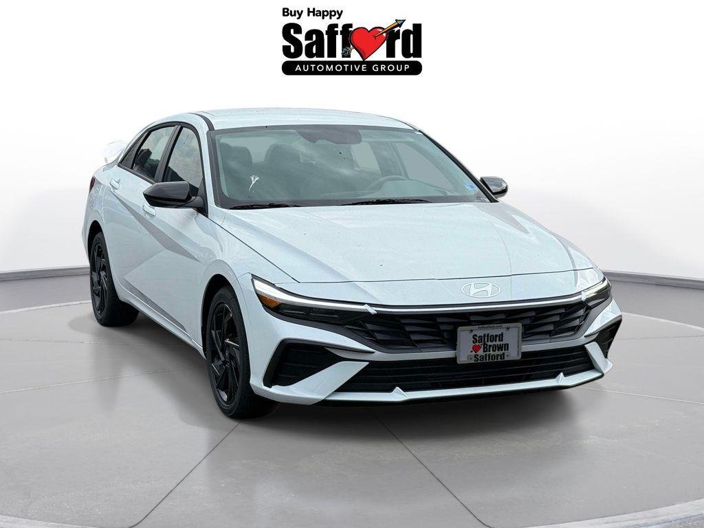 New 2026 Serenity White Hyundai SEL Sport image 9