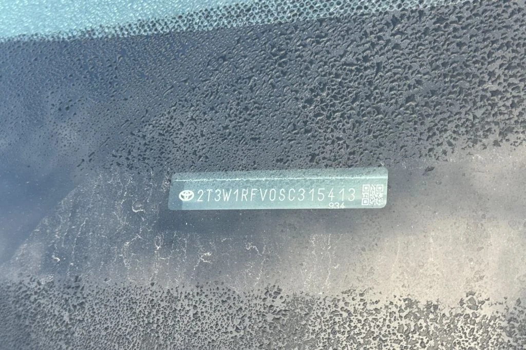 Used 2025 Gray Toyota XLE image 8