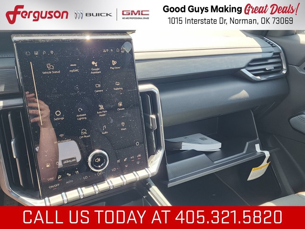 2026 GMC Acadia AT4 - Photo 37