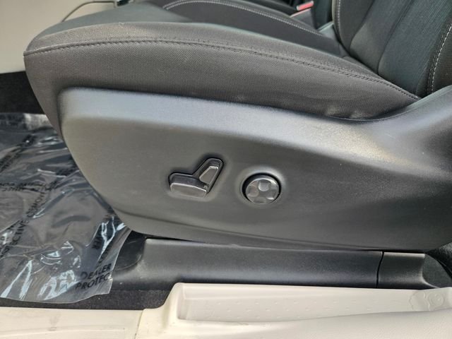 Used 2024 White Chrysler LX image 11