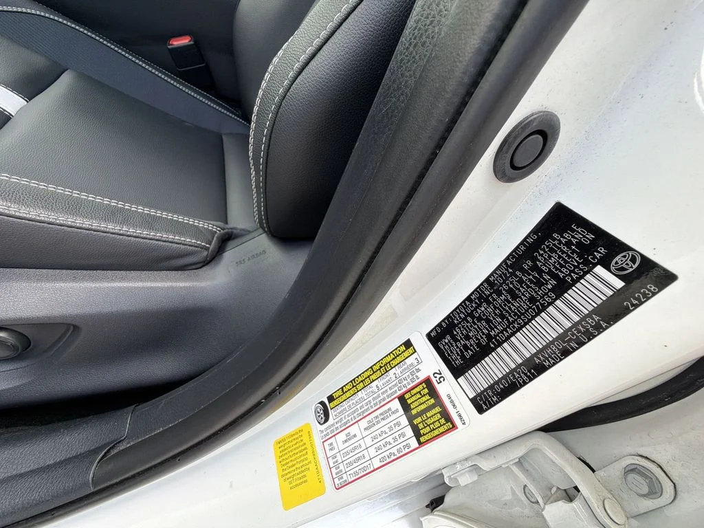 Used 2025 White Toyota SE image 41