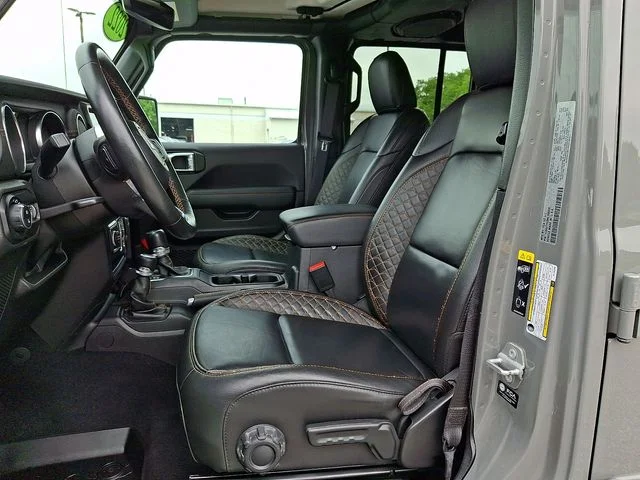 Used 2022 Gray Jeep Overland image 11