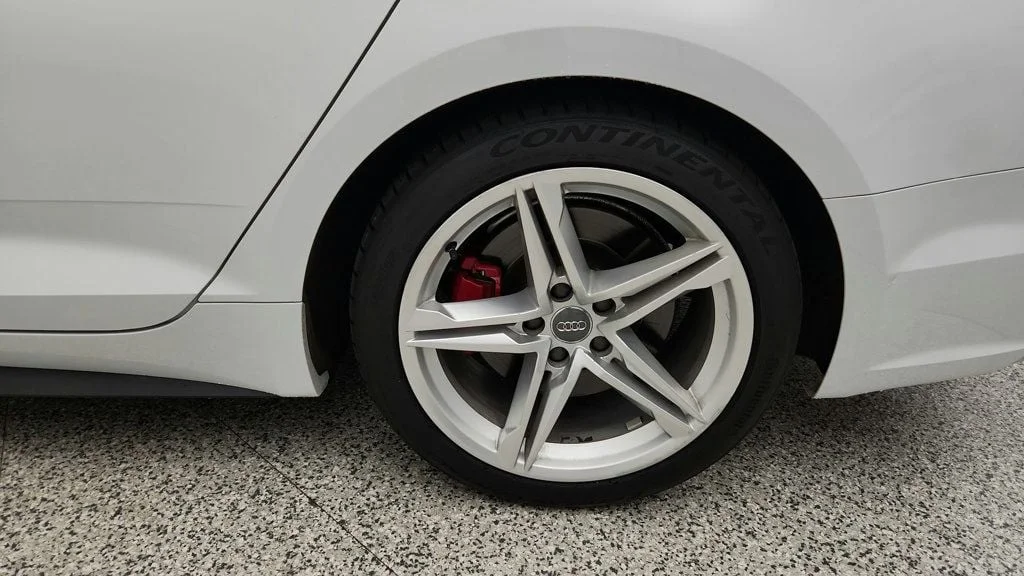 Used 2019 Glacier White Metallic Audi Premium Plus 3.0 TFSI quattro w/ B&O Sound & Magma Red Leather image 13