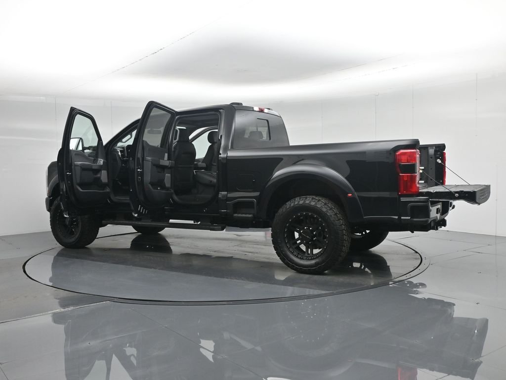 New 2026 Agate Black Metallic Ford Lariat image 43