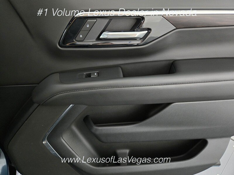 2025 Chevrolet Tahoe LT - Photo 22