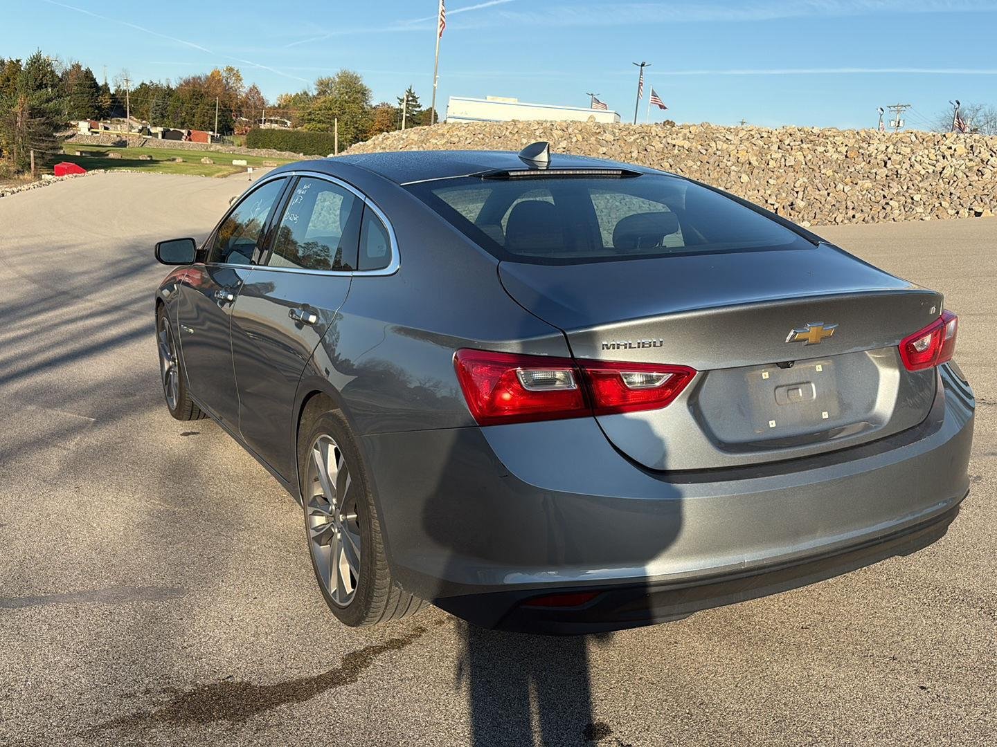 2023 Chevrolet Malibu 1LT photo 3