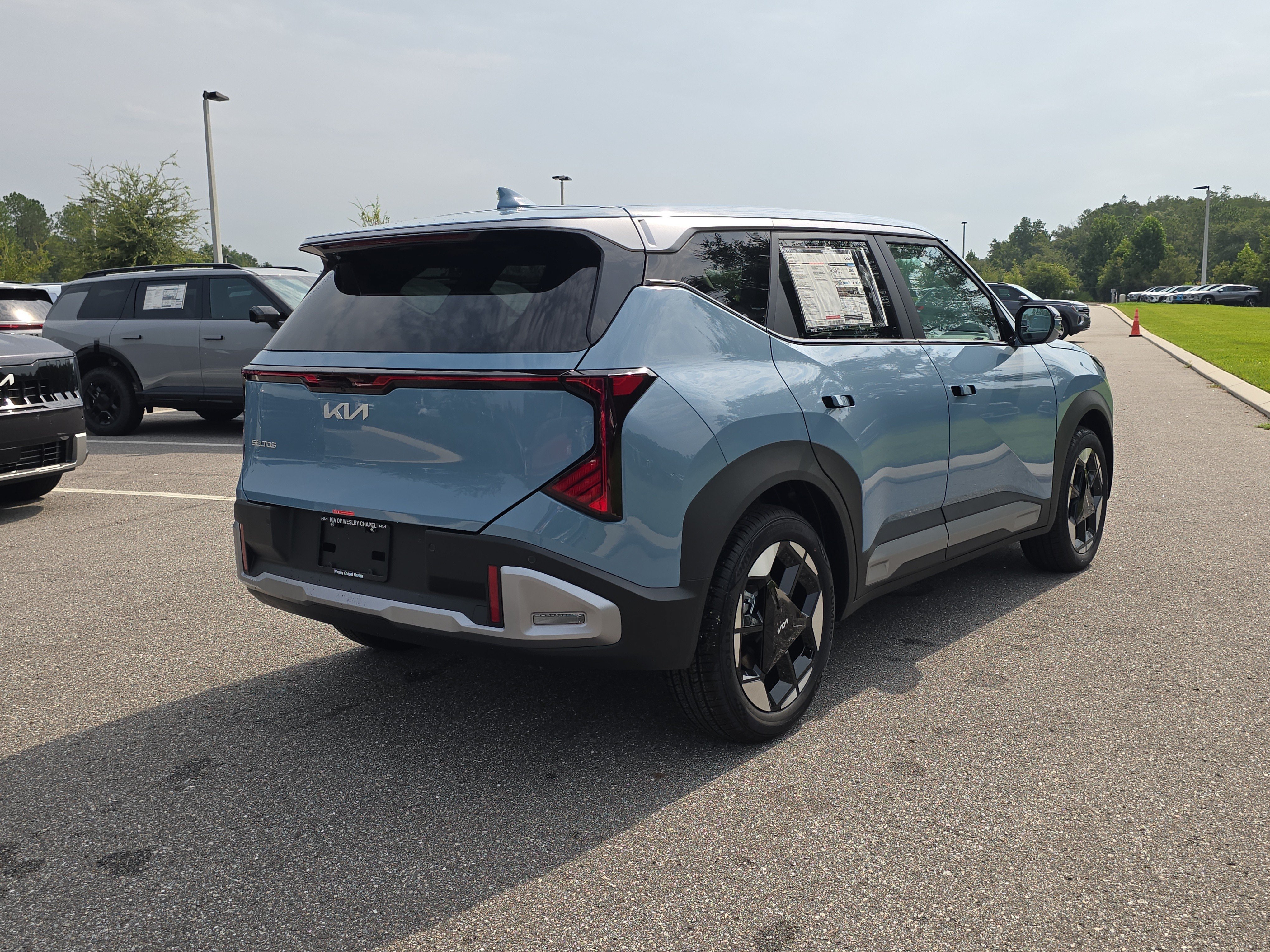 New 2027 Frost Blue Kia S image 8