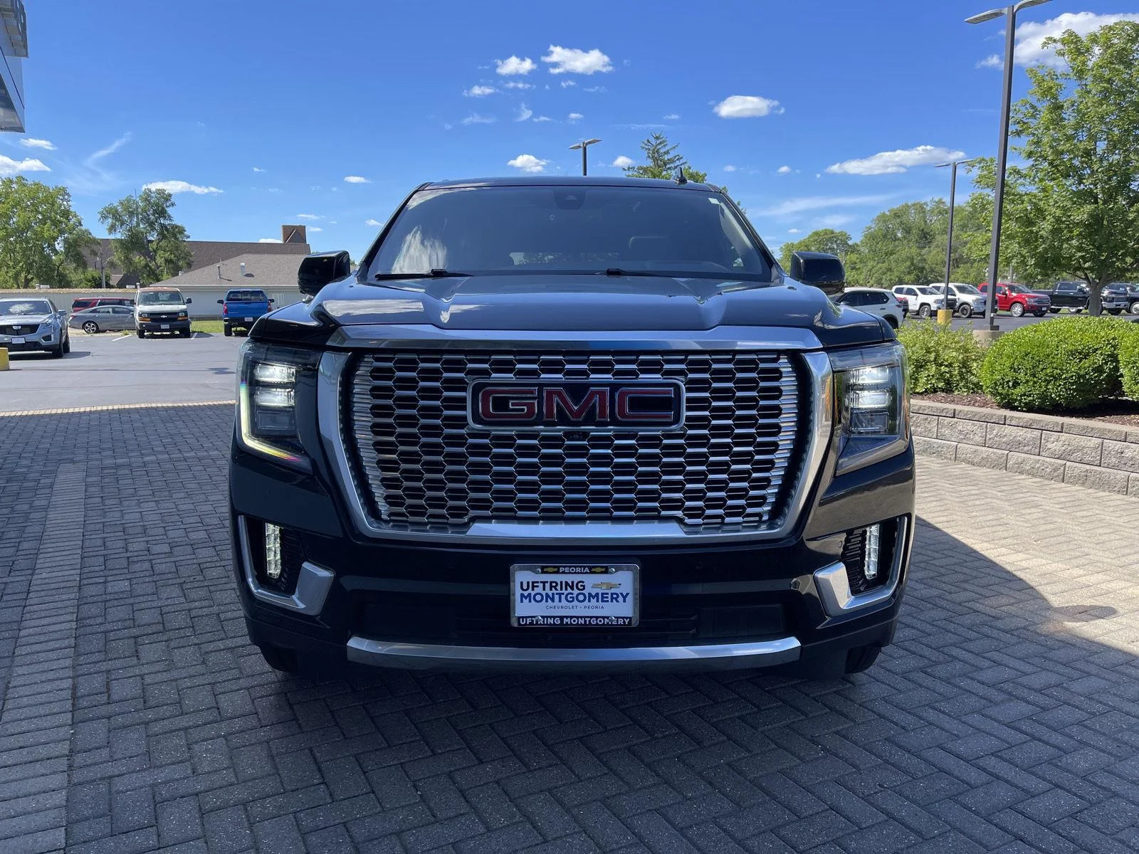 Used 2022 Onyx Black GMC Denali image 8