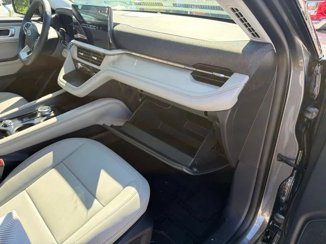 Used 2026 Carbonized Gray Metallic Ford Active image 35