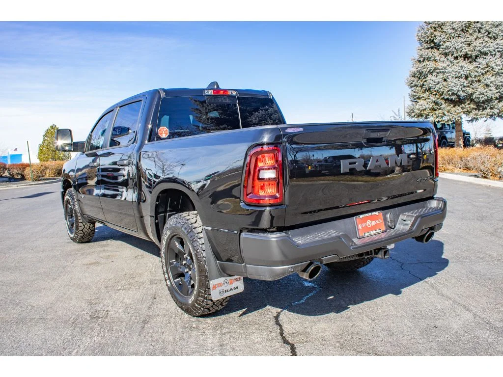 New 2026 Diamond Black Crystal Pearl-Coat Exterior Paint RAM Warlock image 5
