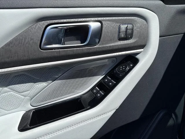 New 2026 Agate Black Metallic Ford Platinum™ image 70
