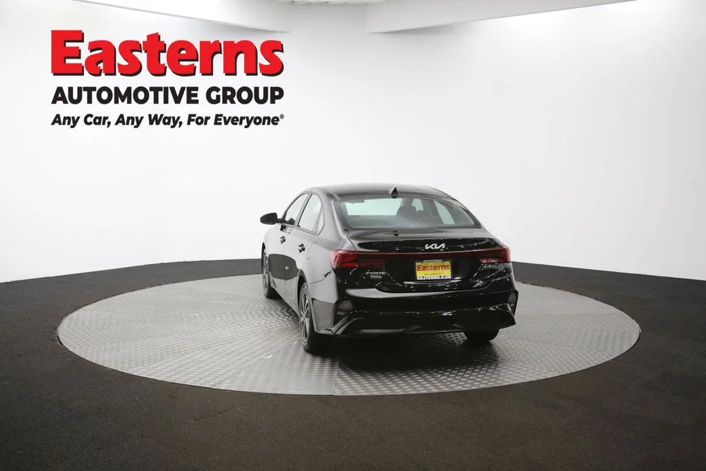 Used 2023 Black Kia LXS image 63