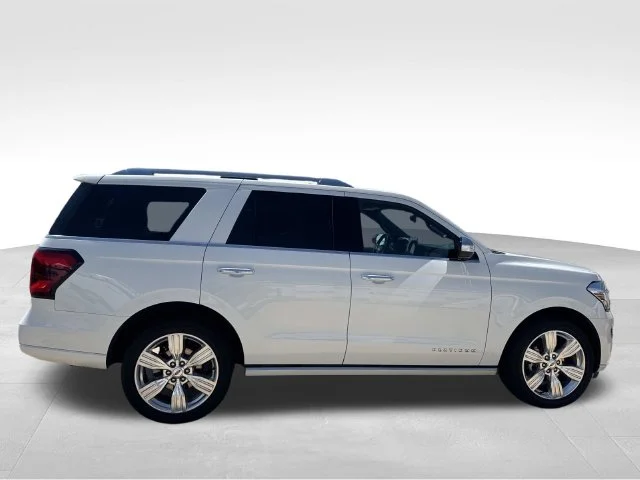 Used 2023 White Ford Platinum image 13