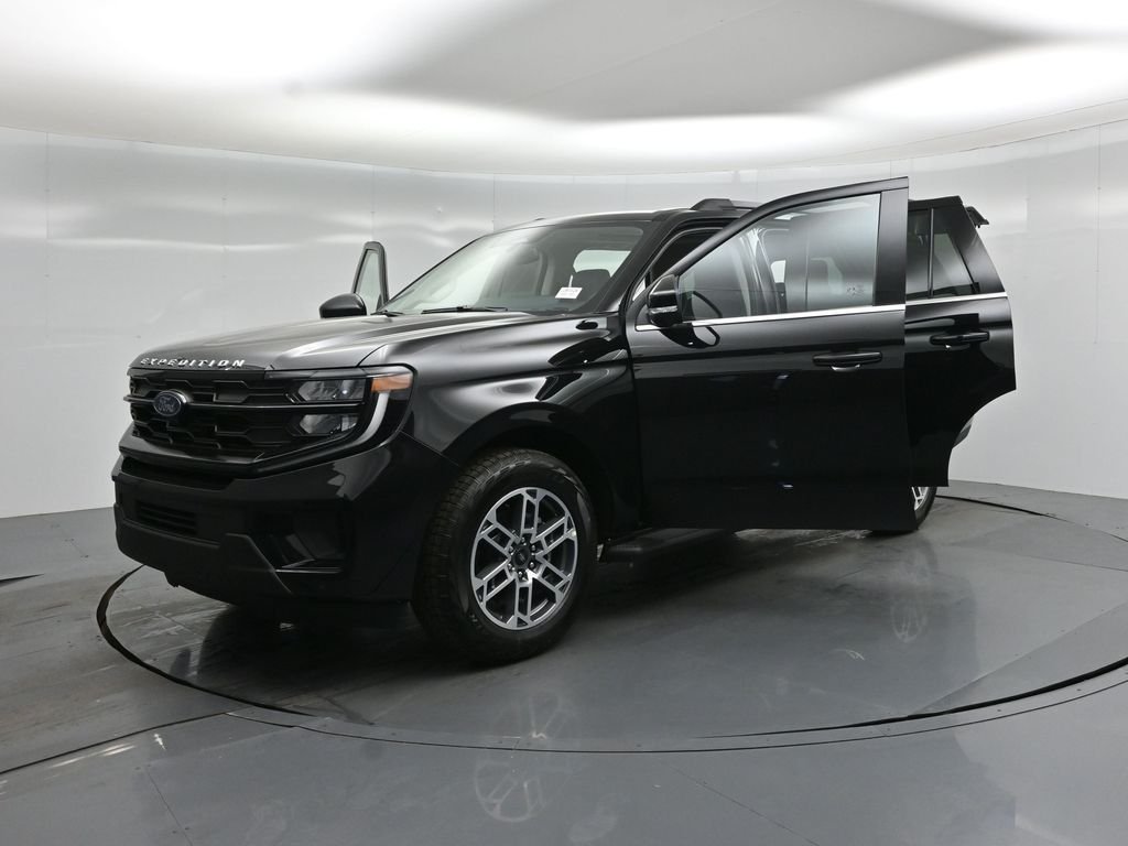 New 2026 Agate Black Metallic Ford Active image 29