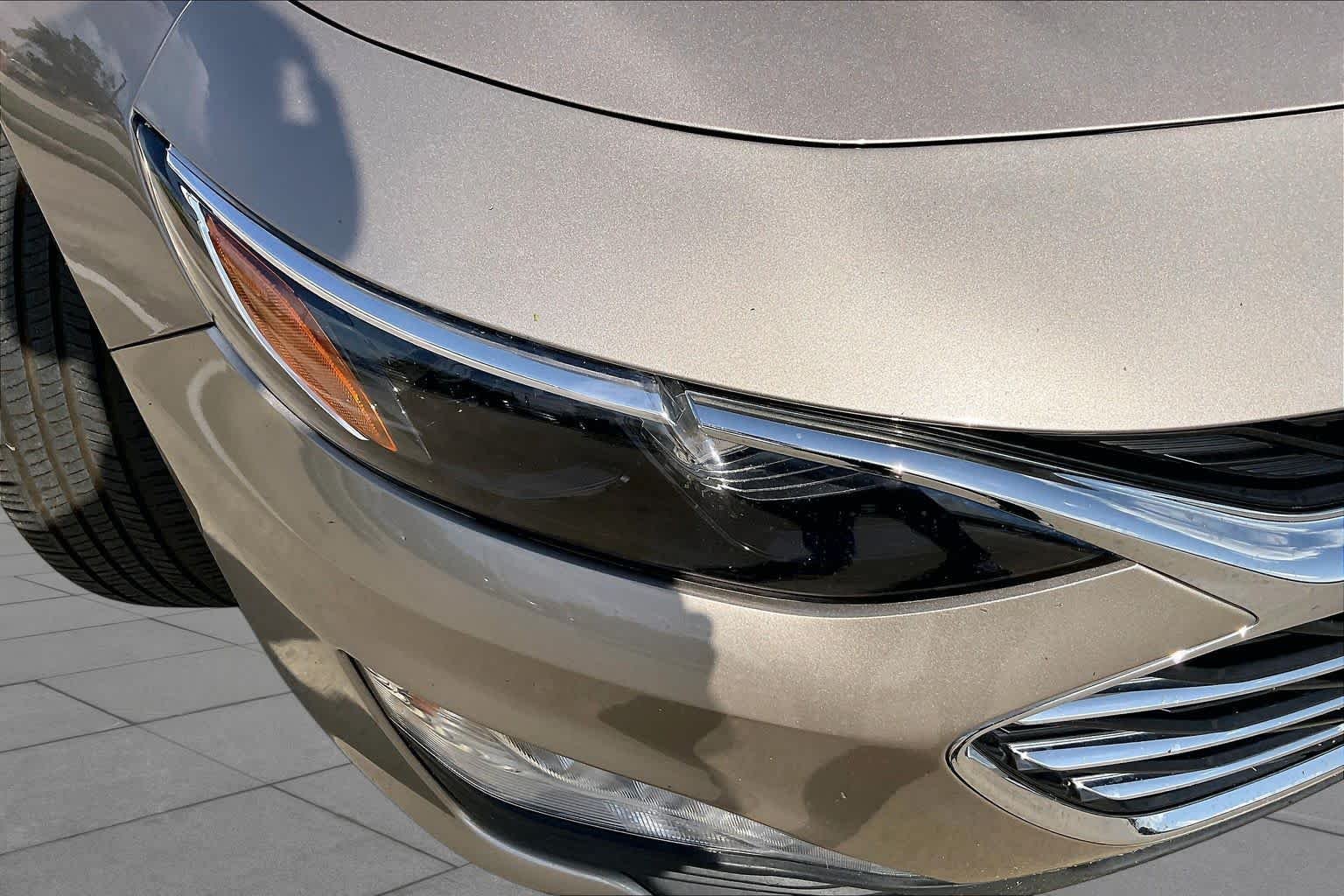 Used 2023 Mineral Gray Metallic Chevrolet LT image 26