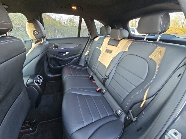 Used 2022 Gray Mercedes-Benz GLC 300 image 24