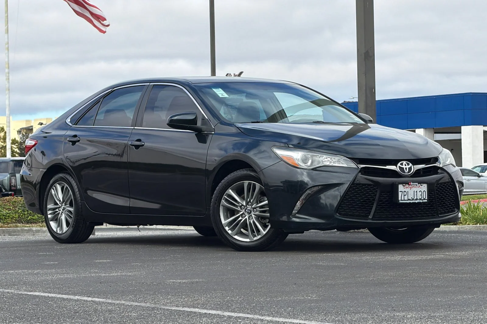 Used 2016 Gray Toyota SE image 2