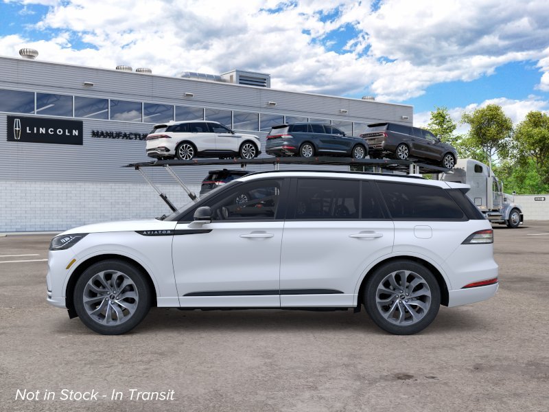 New 2026 Pristine White Metallic Tri-Coat Lincoln Premiere® image 3