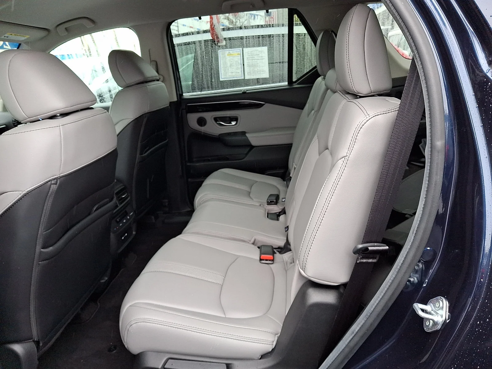 2024 Honda Pilot EX-L - Photo 9