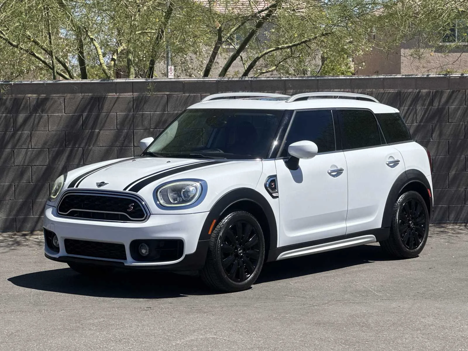 Used 2020 Light White MINI Cooper S image 4