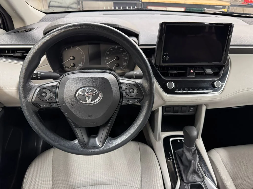 Used 2024 Black Toyota L image 18