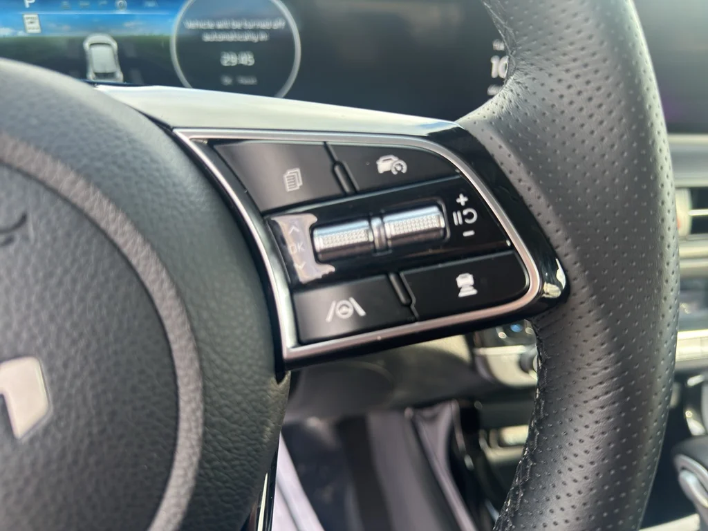 Certified Used 2024 White Kia SX image 19