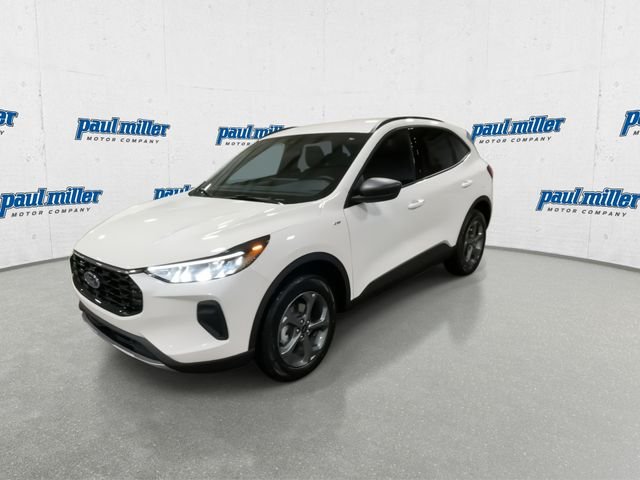 New 2026 Star White Metallic Tri-coat Ford ST-Line image 5