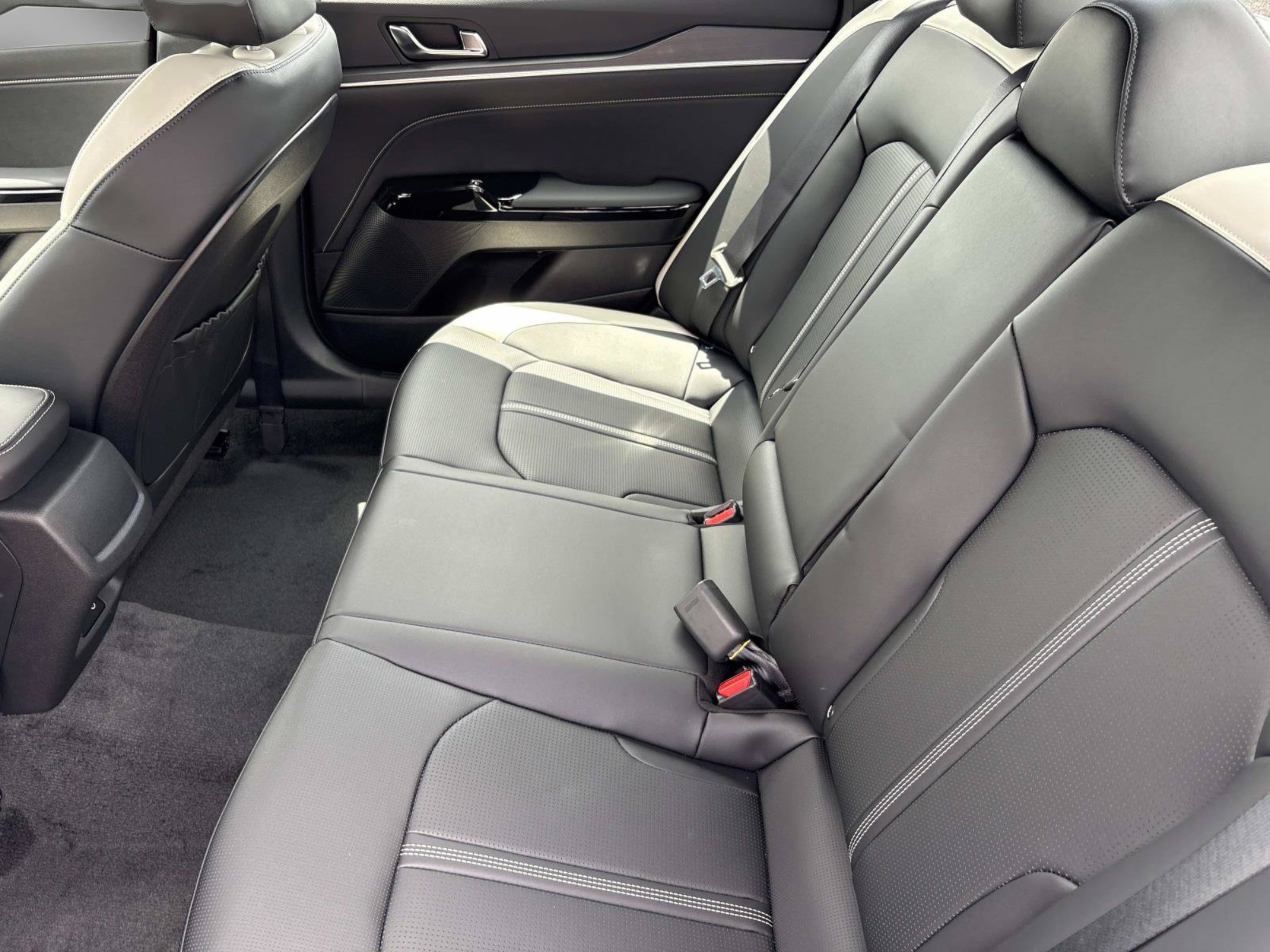 New 2026 Yacht Blue Kia GT-Line FWD image 13
