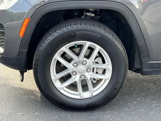 Used 2025 Gray Jeep Laredo X image 11