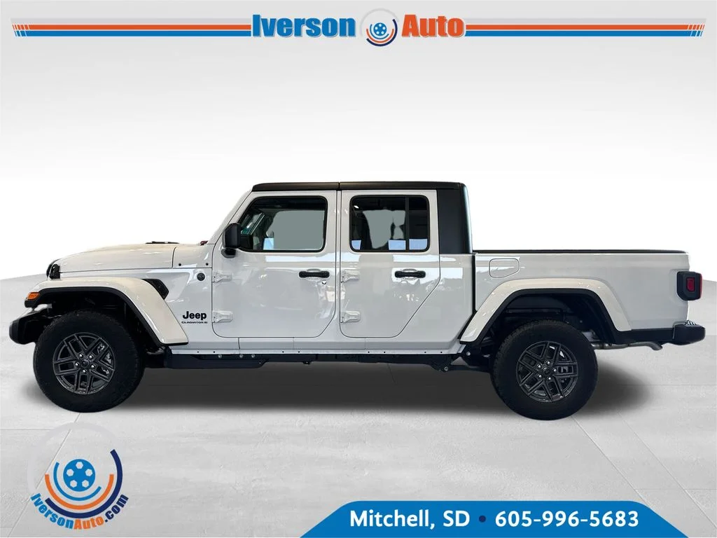 New 2026 Bright White Clearcoat Jeep Sport S image 4