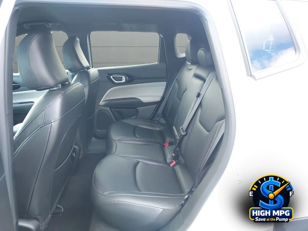 Used 2025 White Jeep Limited image 20