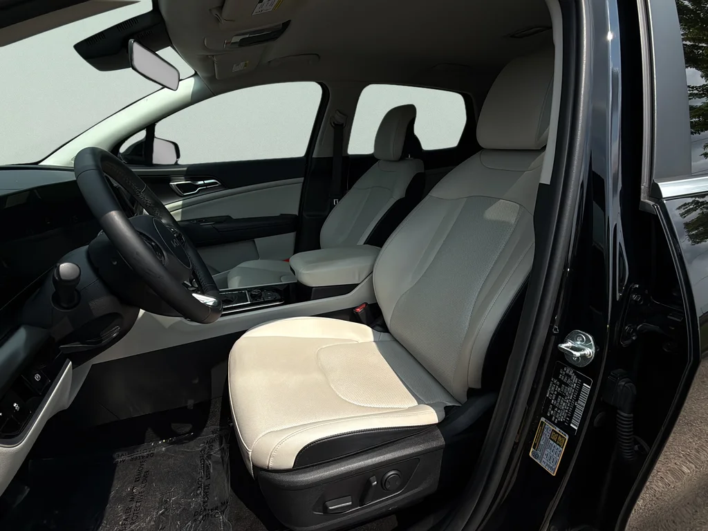 Used 2024 Ebony Black Kia EX image 25