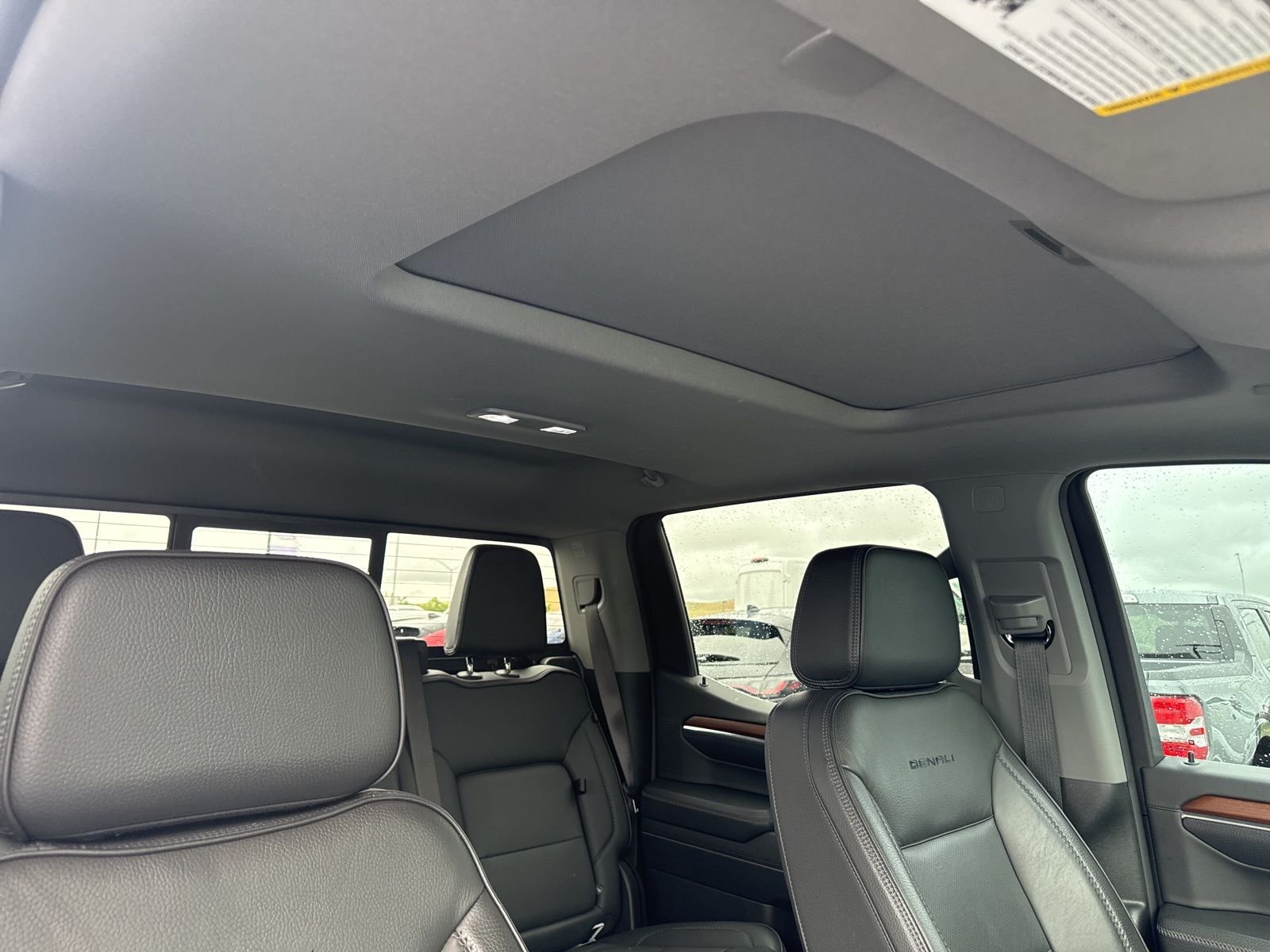 2023 GMC Sierra 1500 Denali photo 5