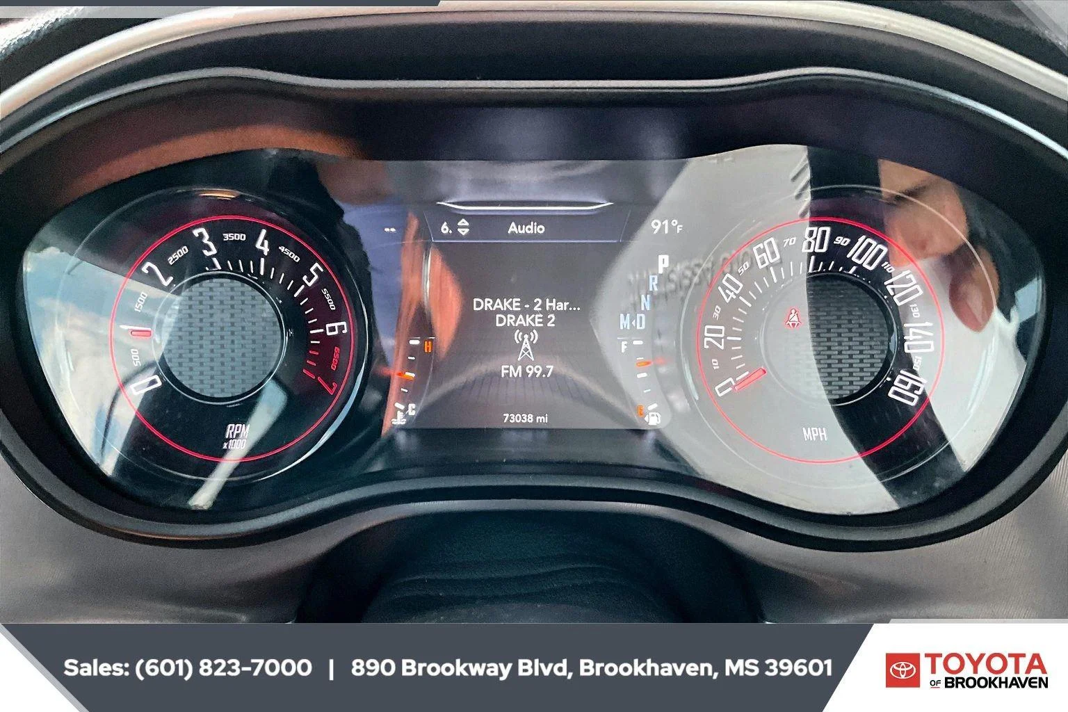 Used 2022 Pitch Black Clearcoat Dodge SXT image 14