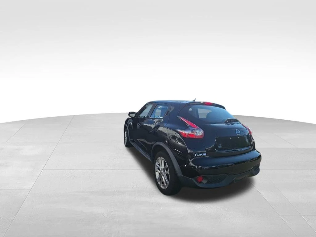Used 2017 Black Nissan S image 3