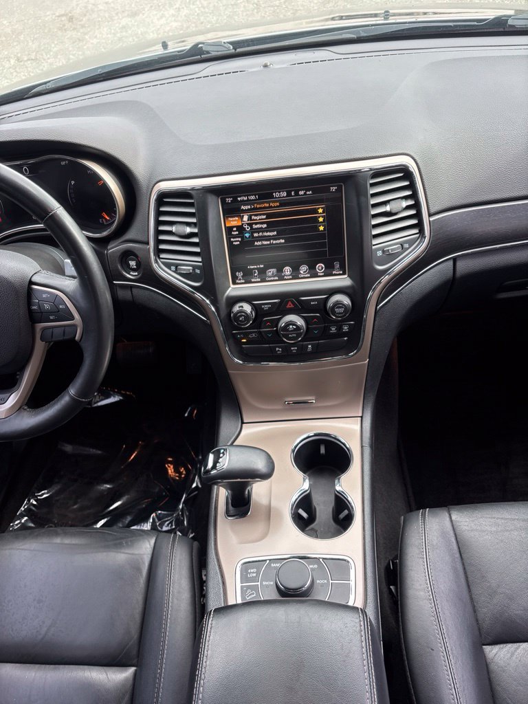 Used 2015 Black Jeep Limited image 37