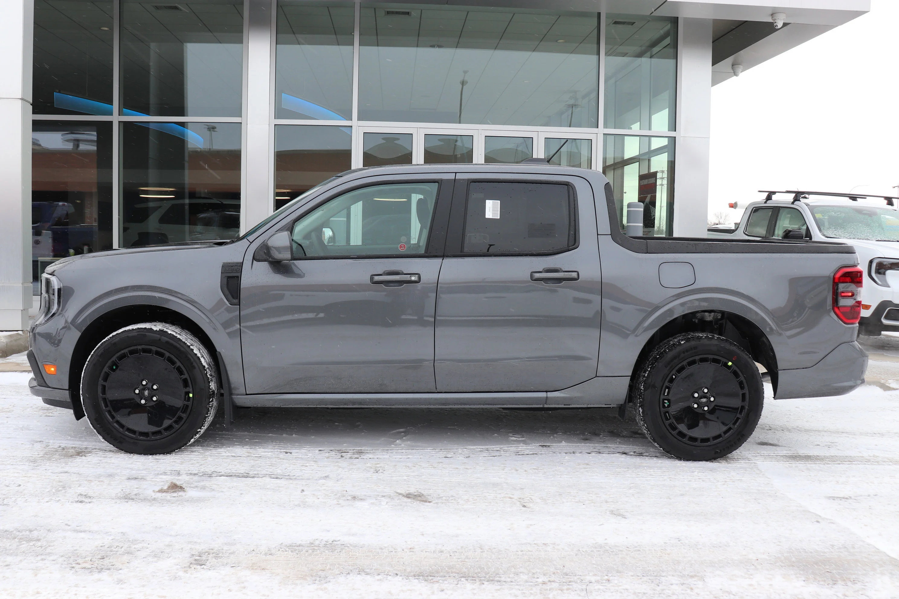 New 2026 CARBONIZED GREY METALLIC Ford Lobo Standard image 3