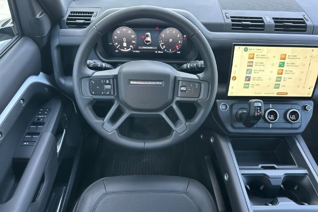 New 2026 Fuji White Land Rover S image 13