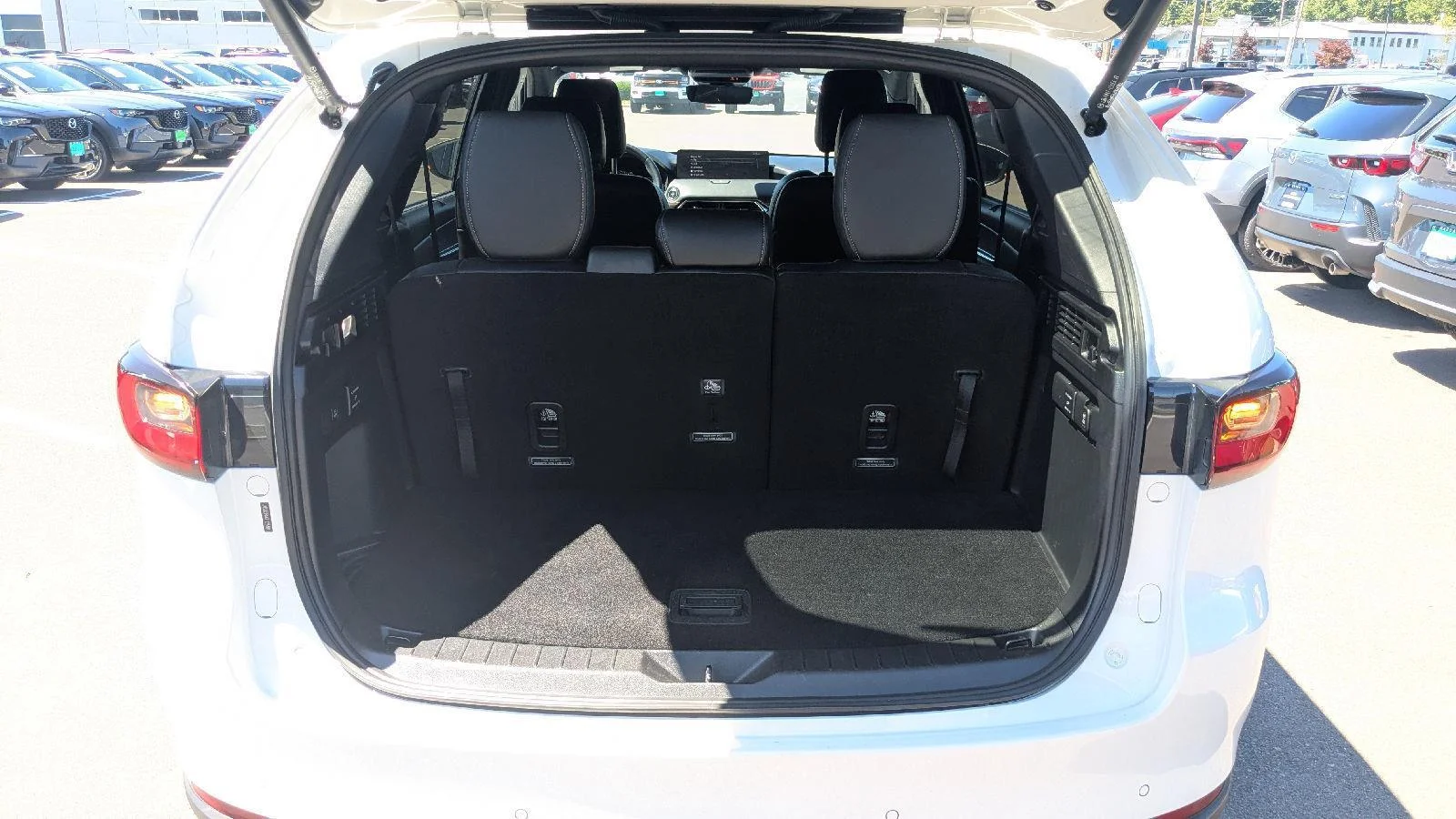 2024 Mazda CX-90 Premium Plus Package - Photo 11